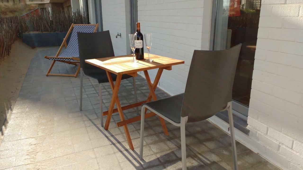 Malibu Beach Koksijde Exteriör bild