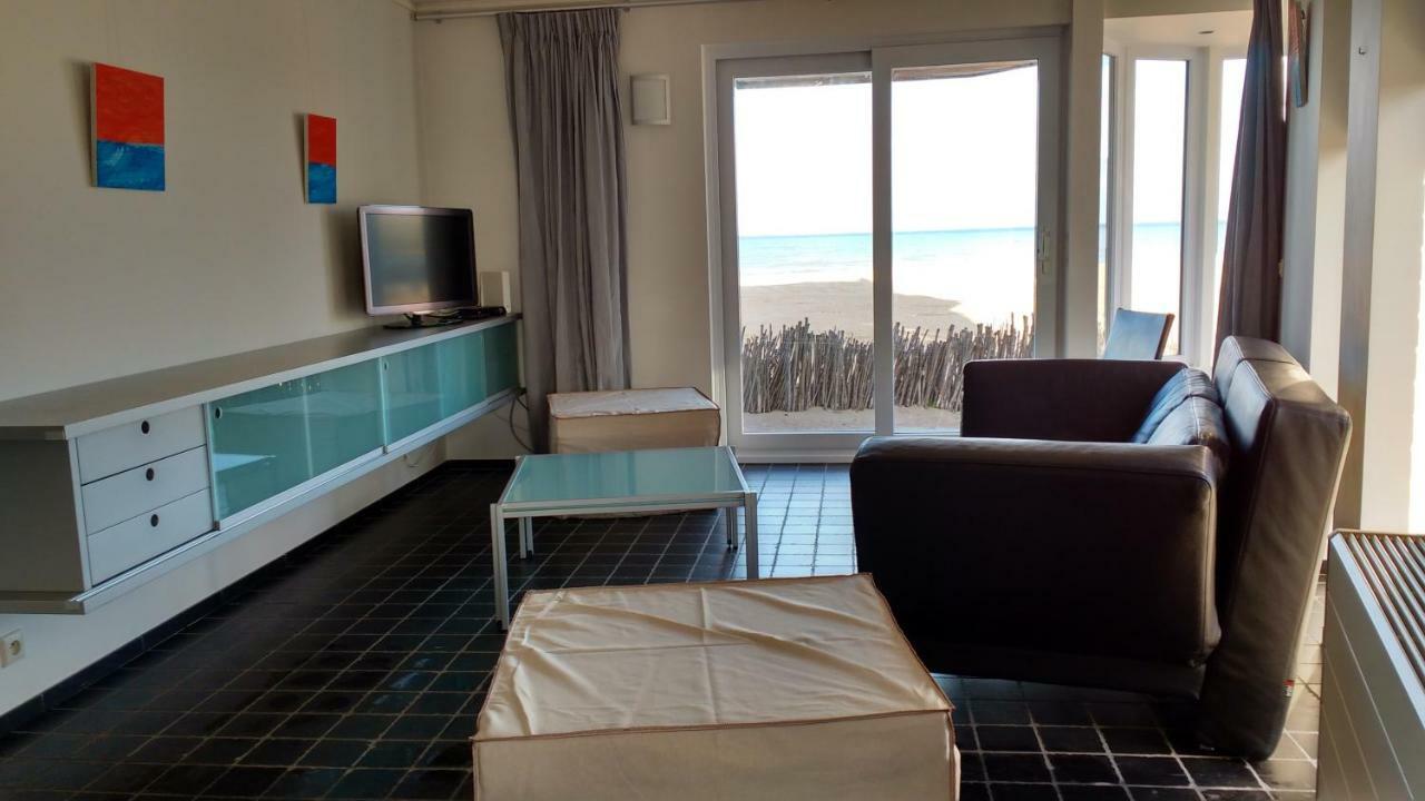 Malibu Beach Koksijde Exteriör bild